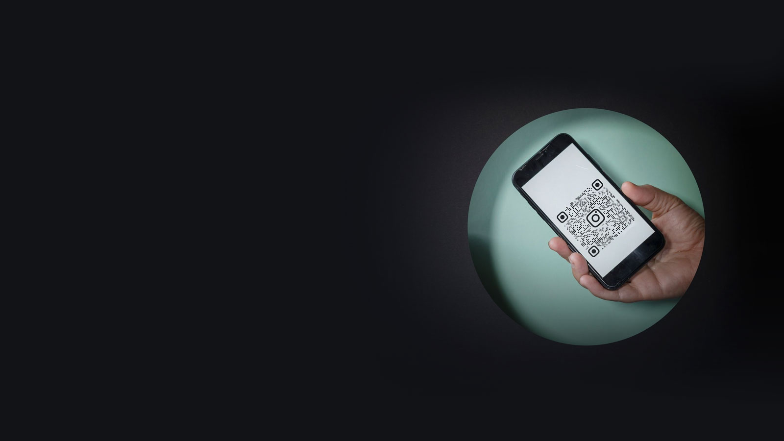 Scan Menu, Pilih Pesanan, <span style=color:#04cf5a;>Bayar, Antar</span>